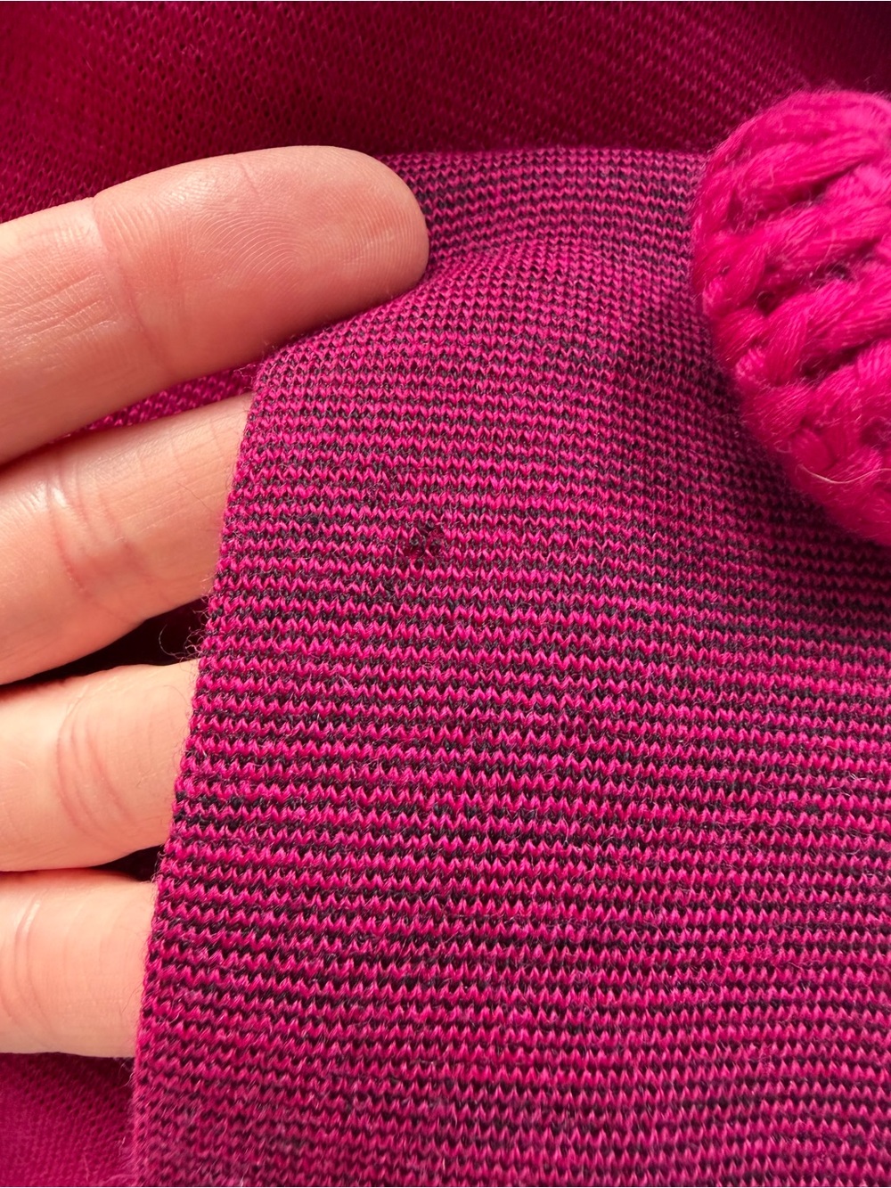 Vintage 1950s 1960s MAGENTA PINK Wool Knit Suit Skirt Set Promenade Scarf Ascot - Picture 13 of 16